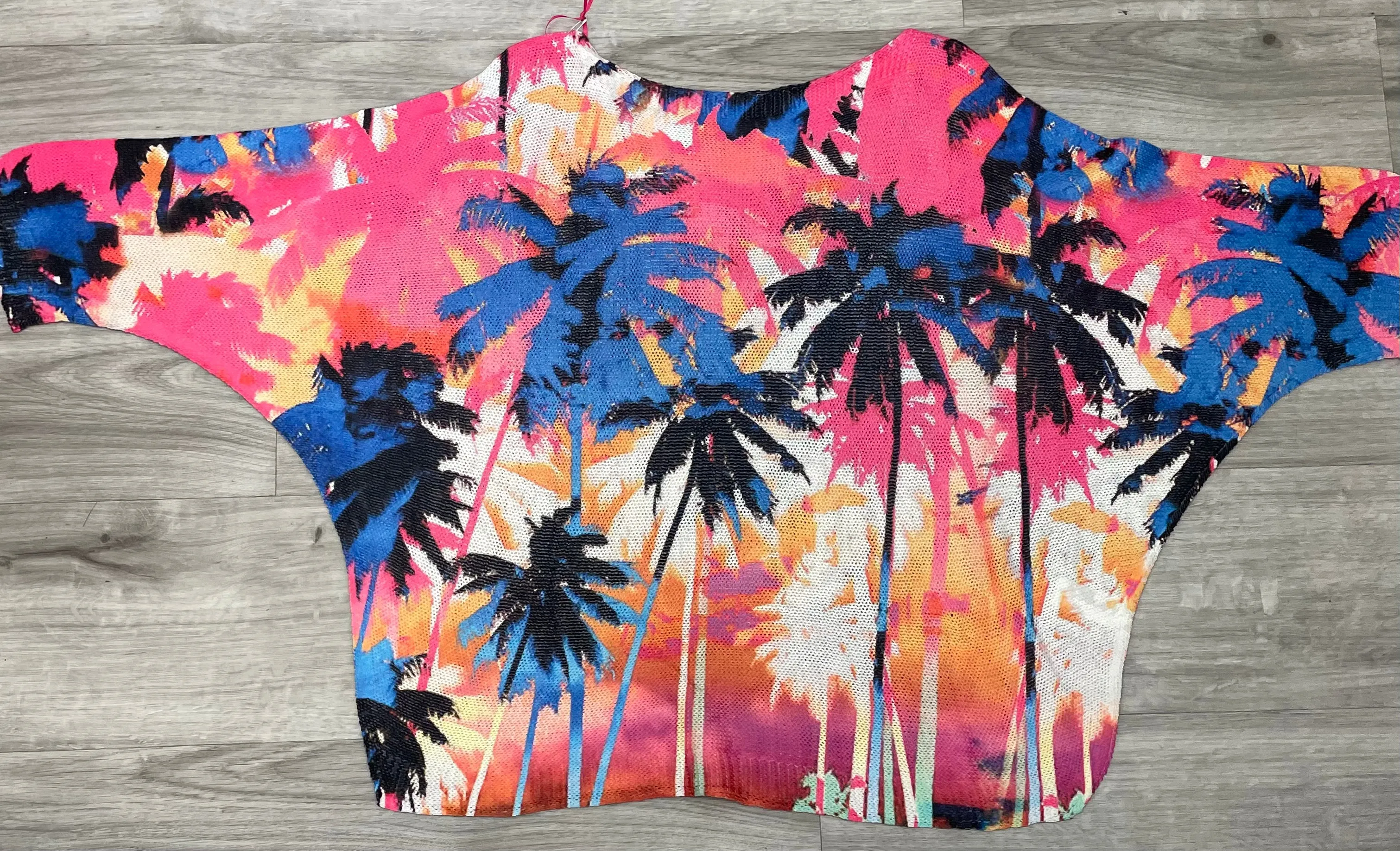 Yolly Palm Trees Top